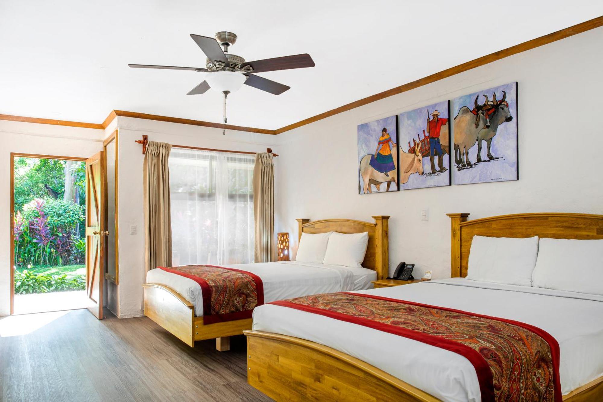 Hacienda Guachipelin Volcano Ranch Hotel & Hot Springs Либерия Екстериор снимка