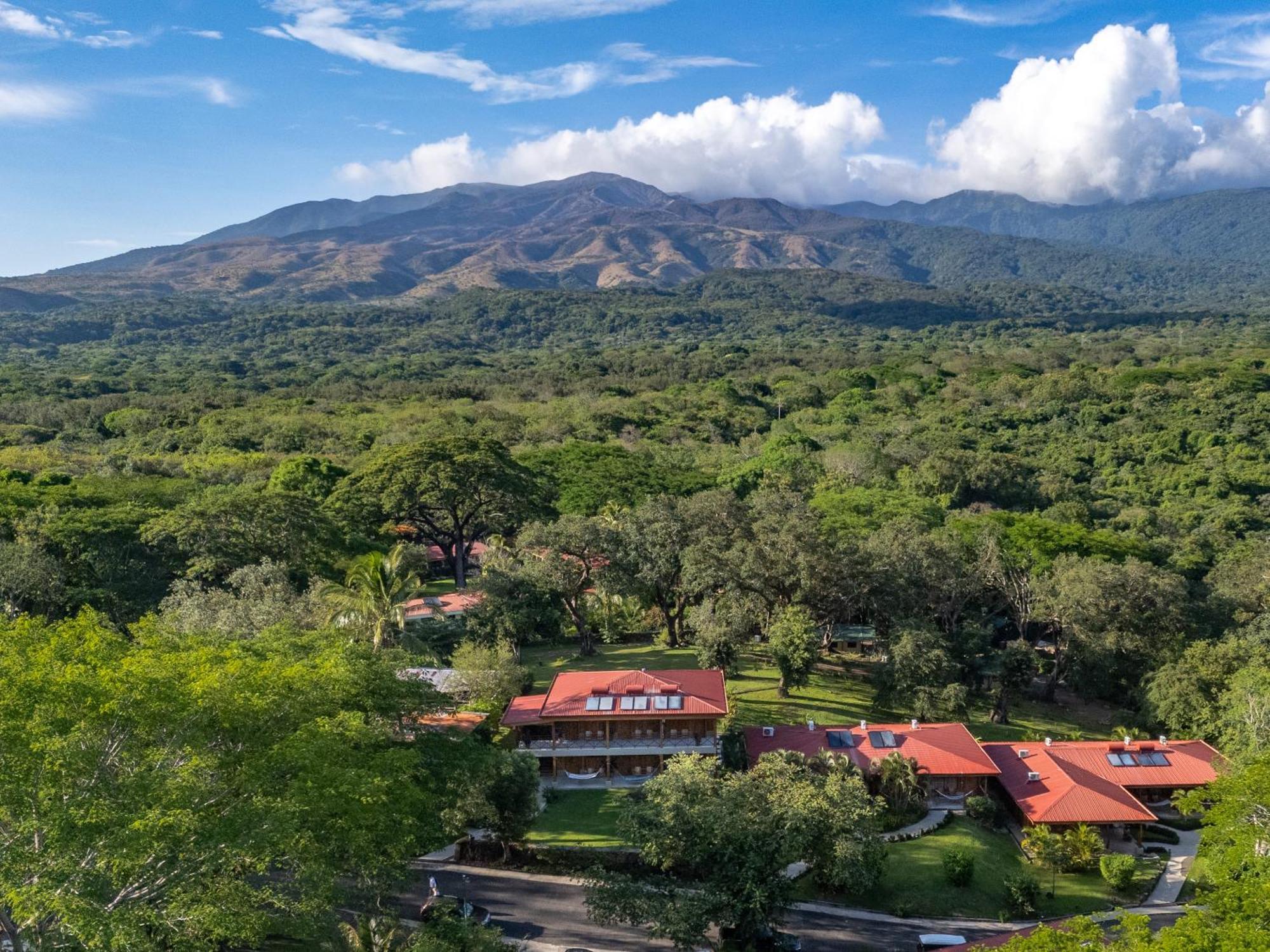 Hacienda Guachipelin Volcano Ranch Hotel & Hot Springs Либерия Екстериор снимка