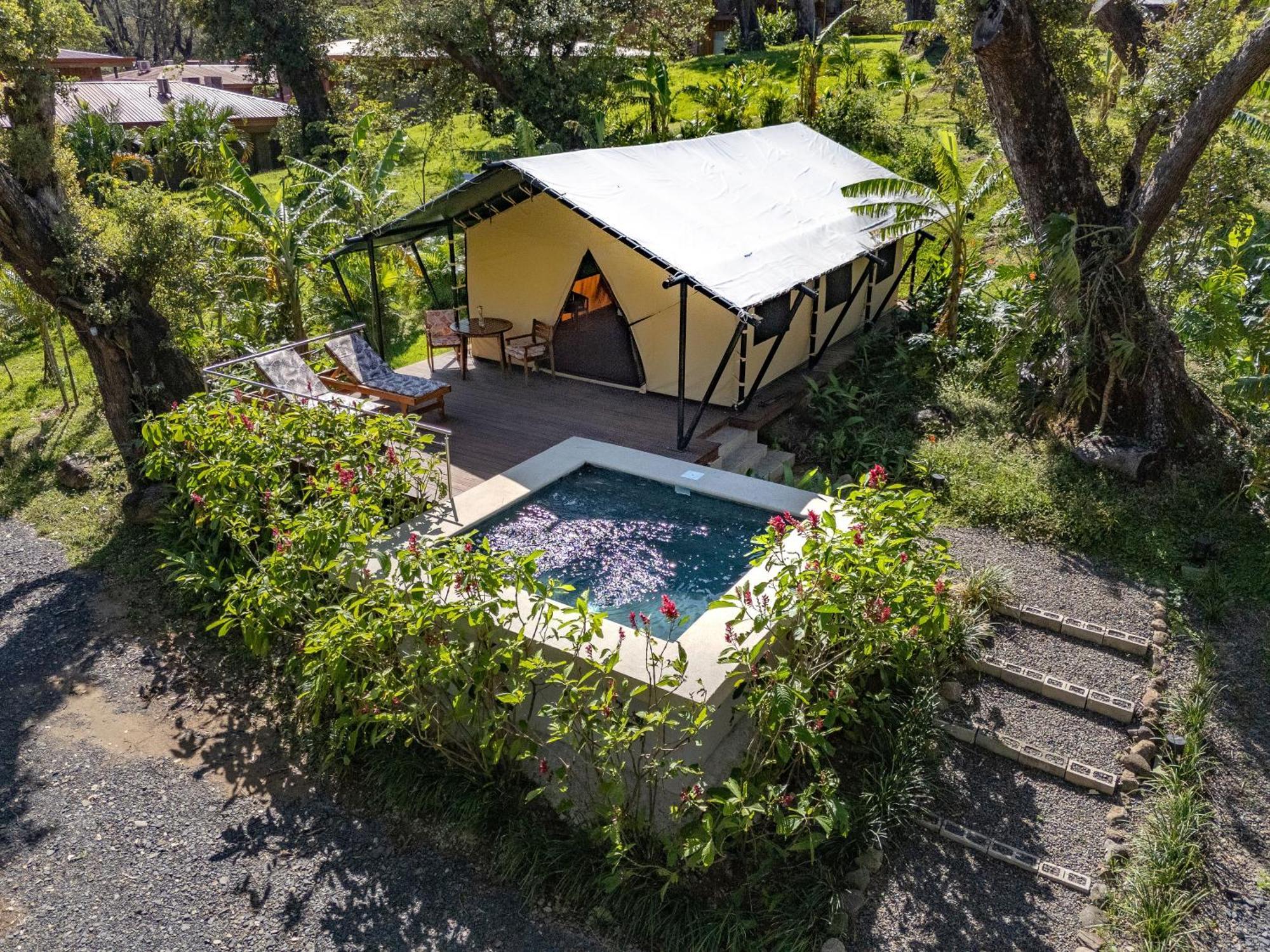 Hacienda Guachipelin Volcano Ranch Hotel & Hot Springs Либерия Екстериор снимка